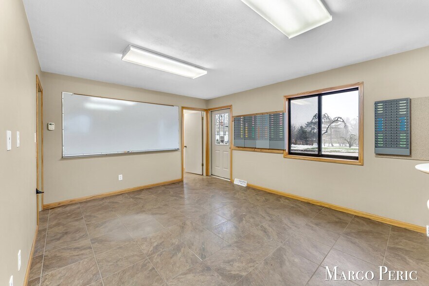 More Photos Of 7884 Eastern Ave SE, Grand Rapids Loft Creative Space For Lease