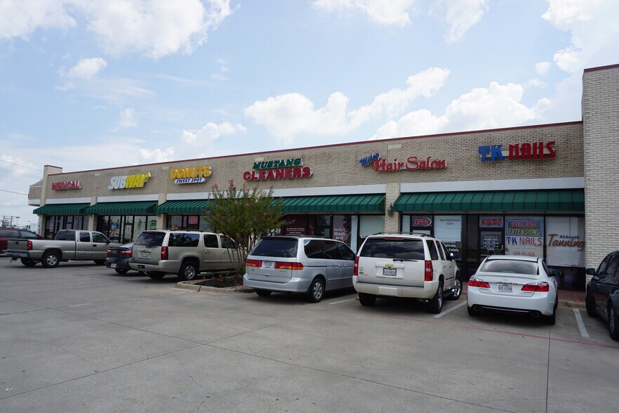 More Photos Of 3105-3115 E Ira E Woods Ave, Grapevine Unknown For Lease
