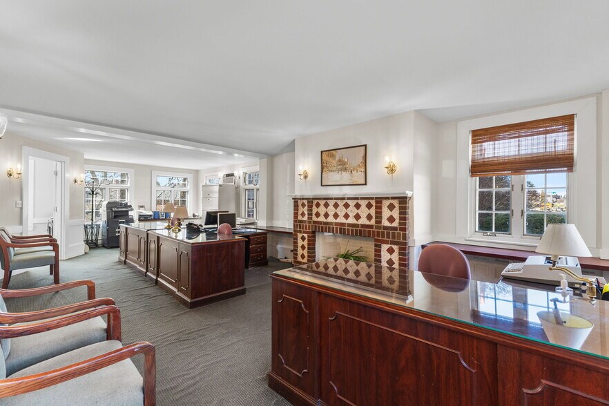More Photos Of 1646 Centre St, Boston Office For Sale