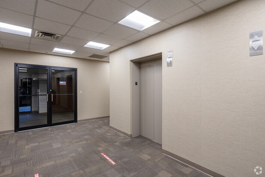 More Photos Of 218 Route 17 N, Rochelle Park Office For Lease