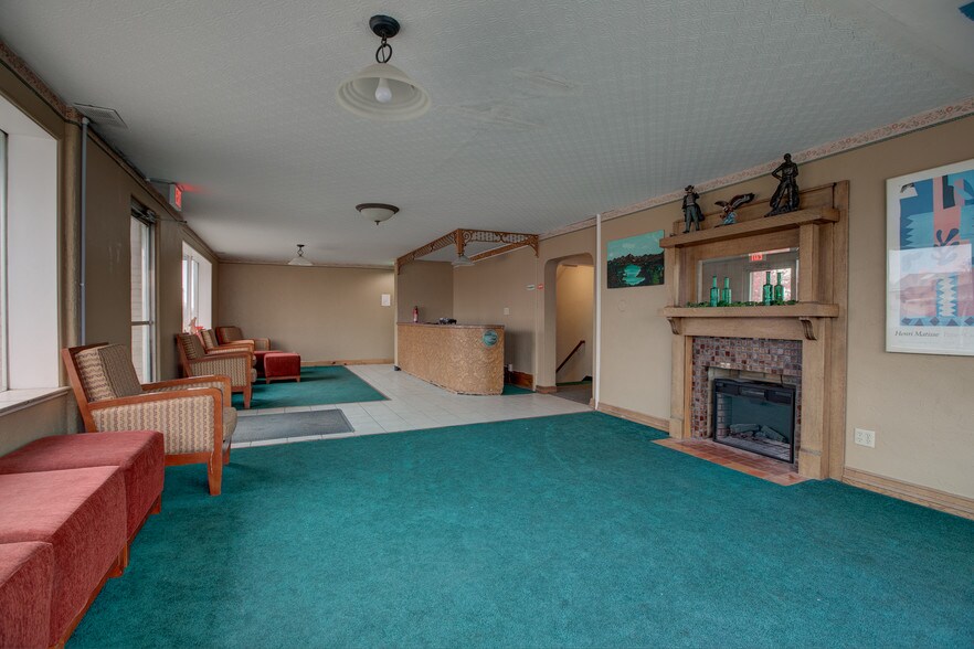 More Photos Of 795 Main St, Limon Hotel For Sale