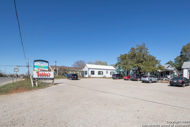 More Photos Of 1820 10th St, Floresville Freestanding For Sale