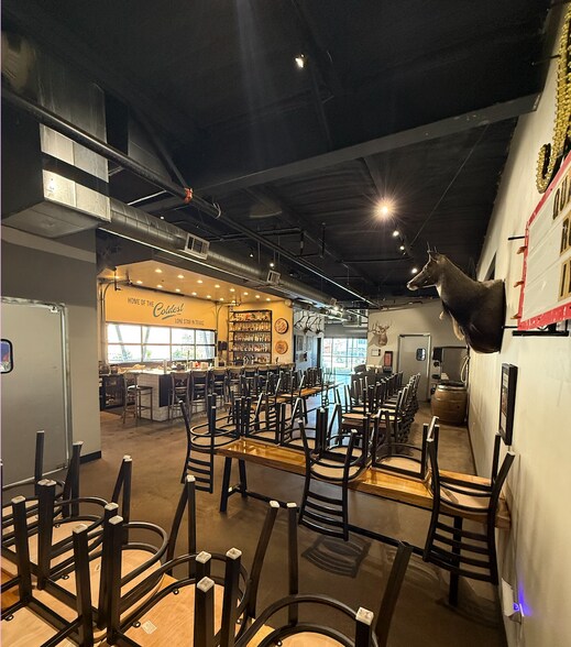 More Photos Of 1012 S Main St, Fort Worth General Retail For Sale