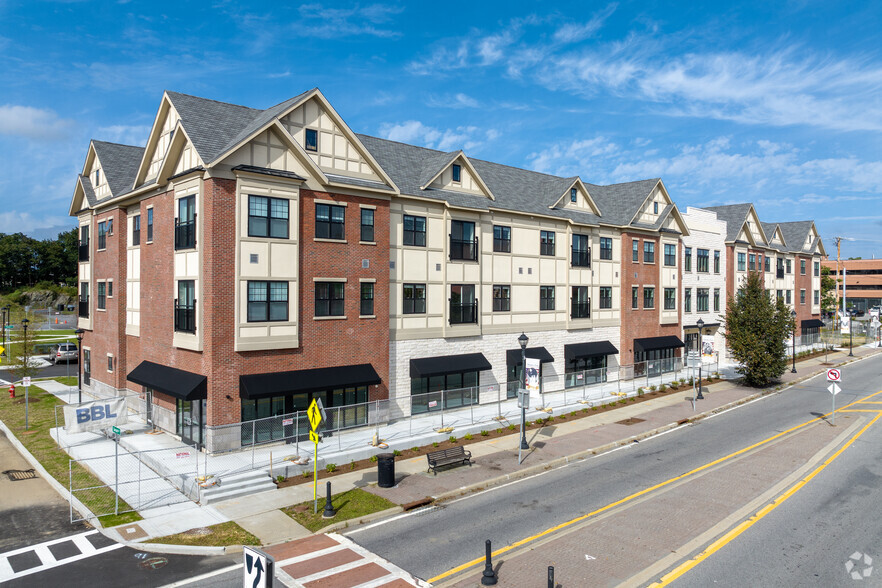 Primary Photo Of 21 Raymond Ave, Poughkeepsie Apartments For Lease