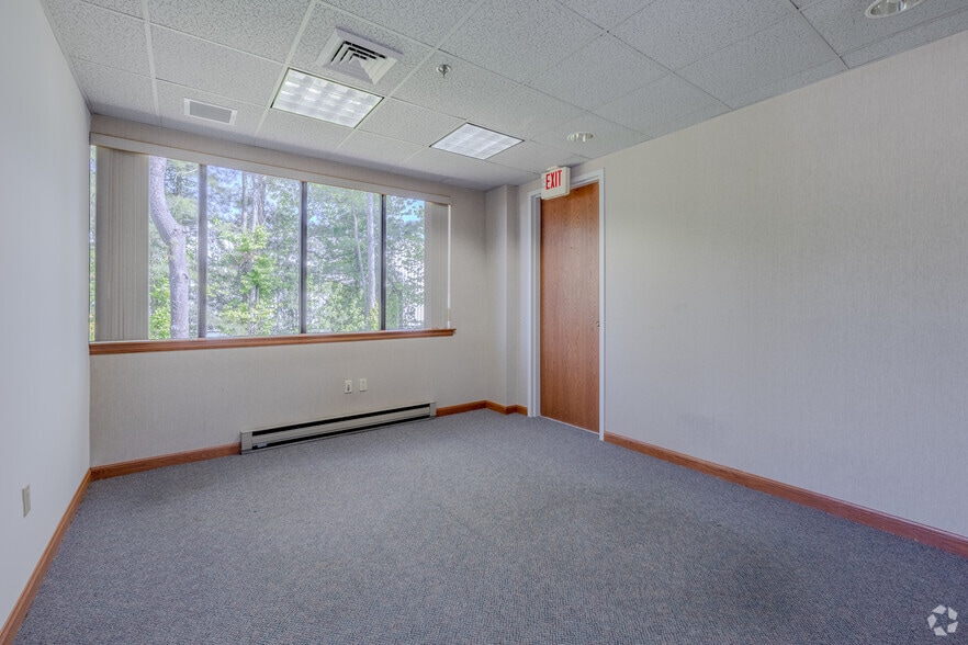 More Photos Of 839 Marshall Phelps Rd, Windsor Loft Creative Space For Sale