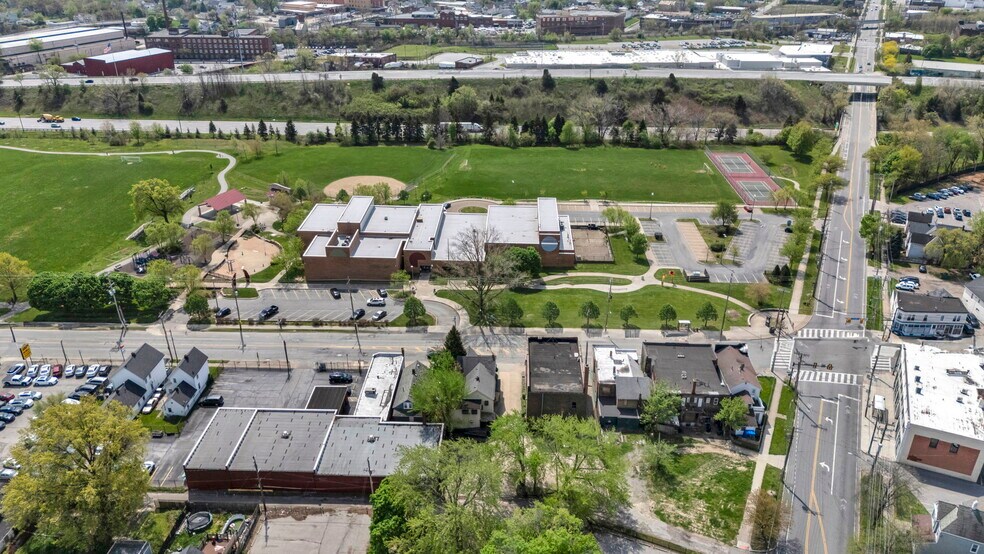 More Photos Of 6318 Lorain Ave, Cleveland Loft Creative Space For Sale