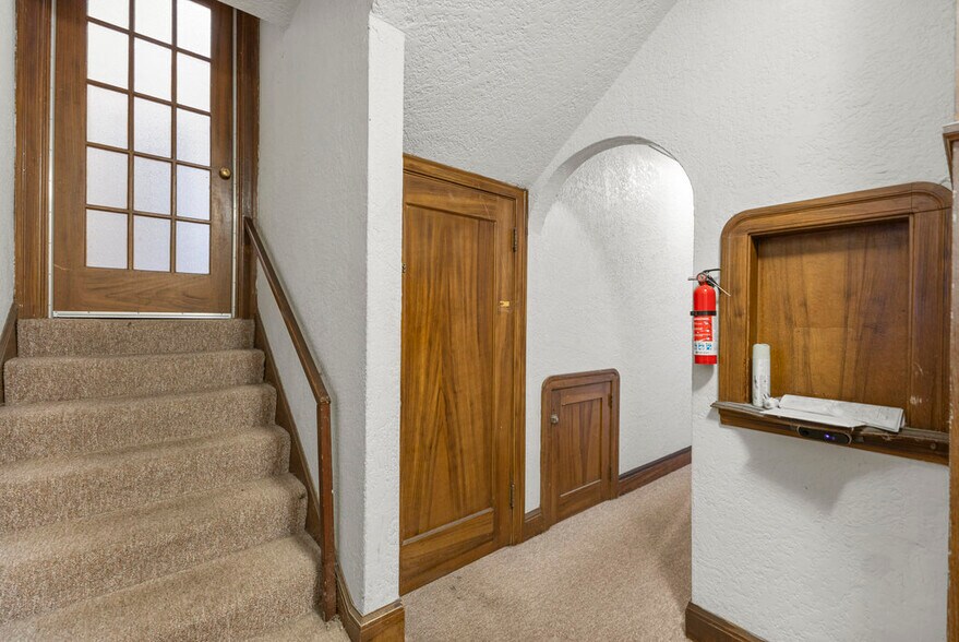 More Photos Of 2900 Barrett Ave, Richmond Multifamily For Sale