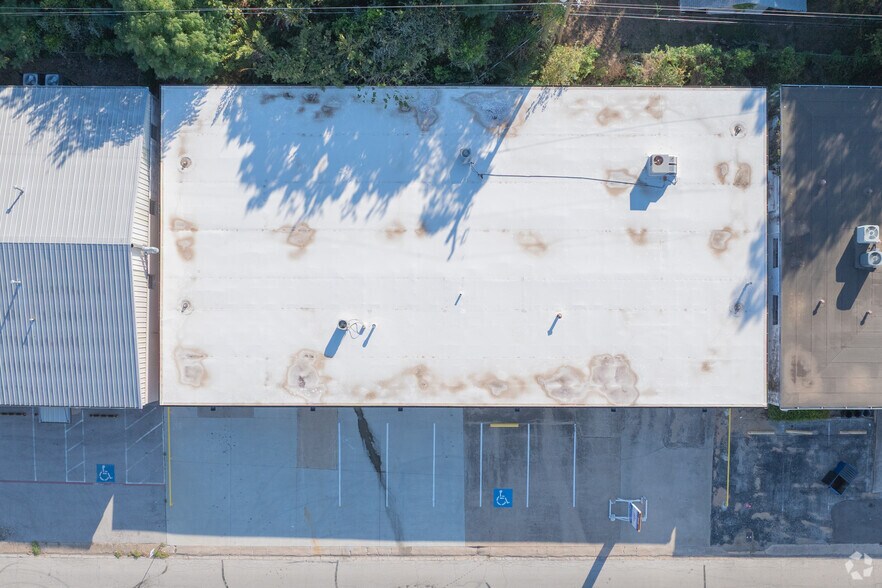 More Photos Of 2911 Edith Ln, Haltom City Unknown For Lease