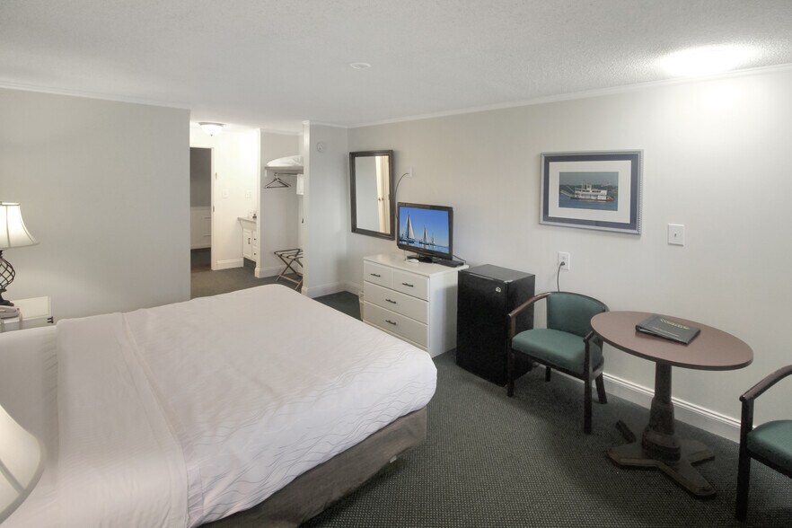 More Photos Of 115 W Lake Rd, Mayville Hotel For Sale