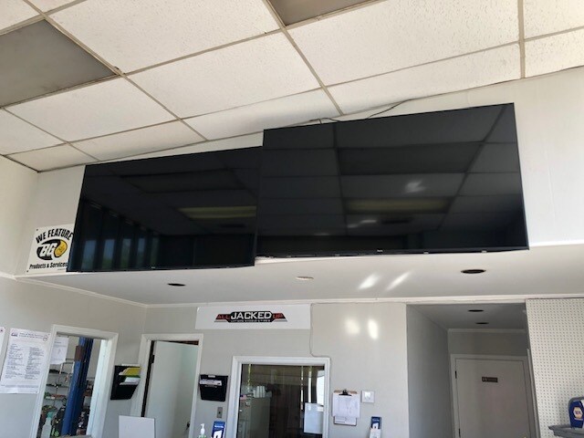 More Photos Of 203 N Marine Blvd, Jacksonville Service For Lease