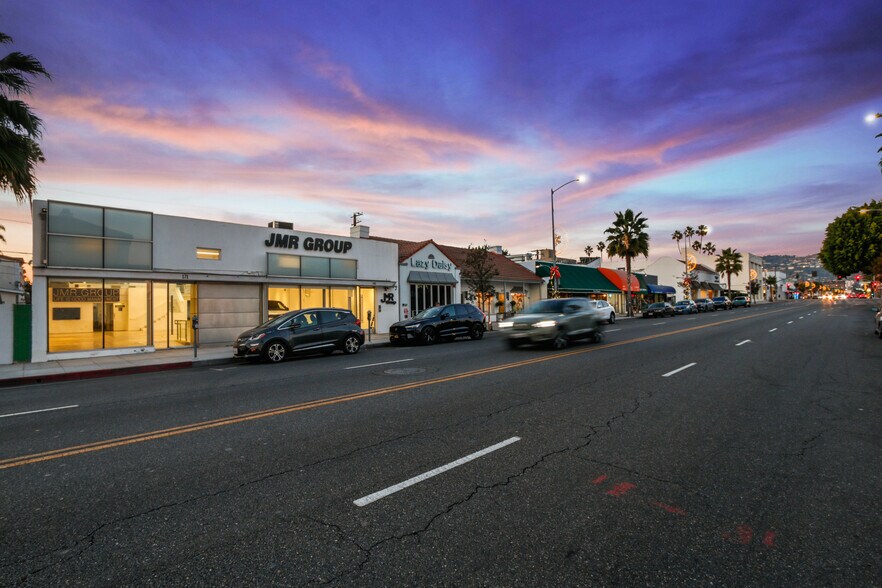 More Photos Of 165-171 S Robertson Blvd, Beverly Hills Storefront For Lease