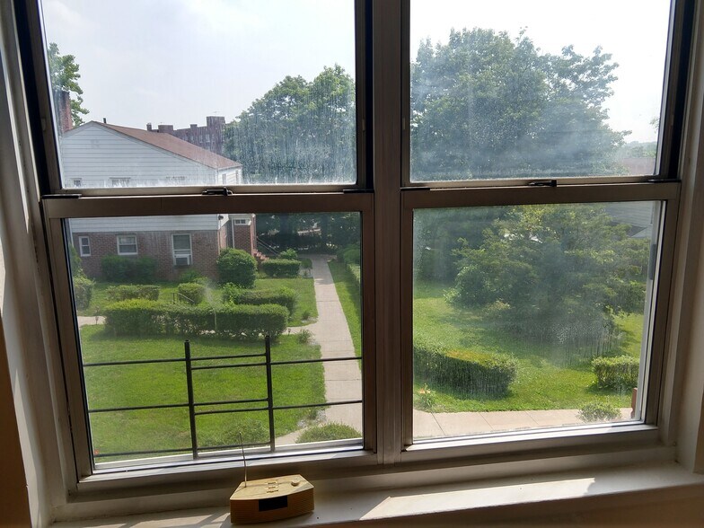 More Photos Of 94 Spruce St, Yonkers Apartments For Sale