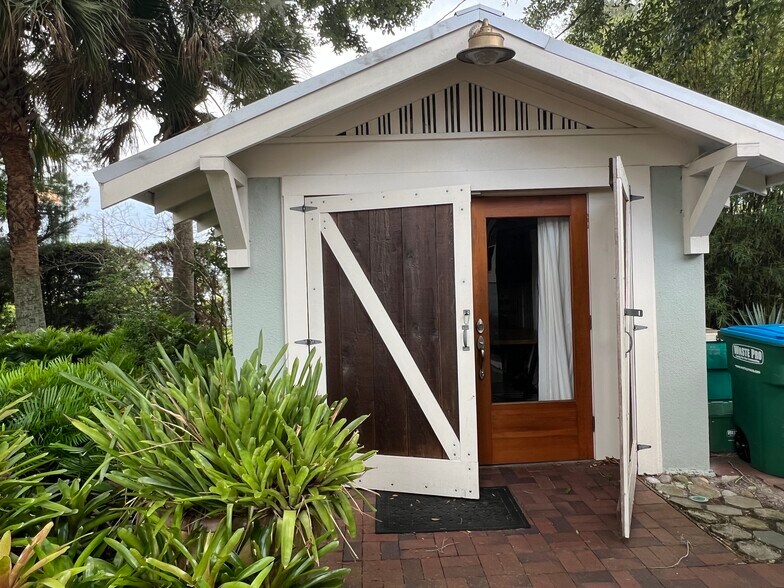 More Photos Of , Longwood Office For Sale