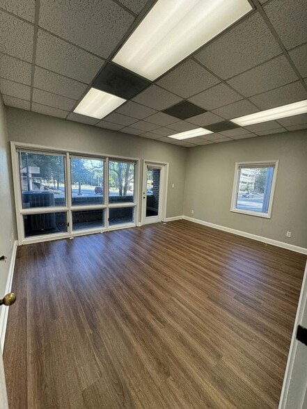 More Photos Of 101 N McDowell St, Charlotte Office For Sale