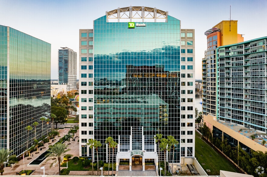 More Photos Of 301 E Pine St, Orlando Office For Lease