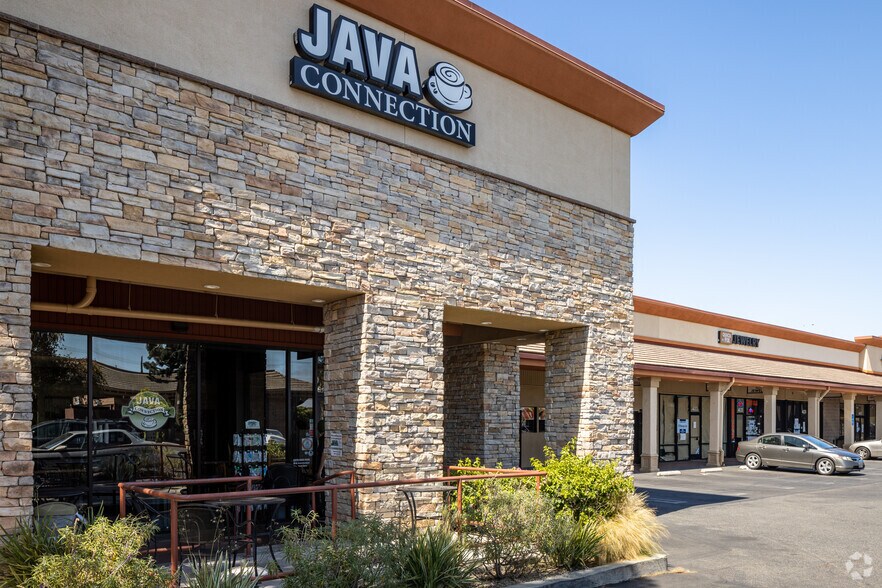 More Photos Of 4033-4065 Ball Rd, Cypress General Retail For Lease