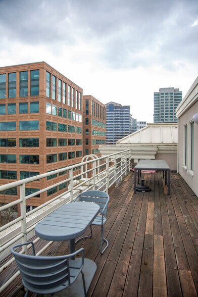 More Photos Of 209 SW Oak St, Portland Office For Lease