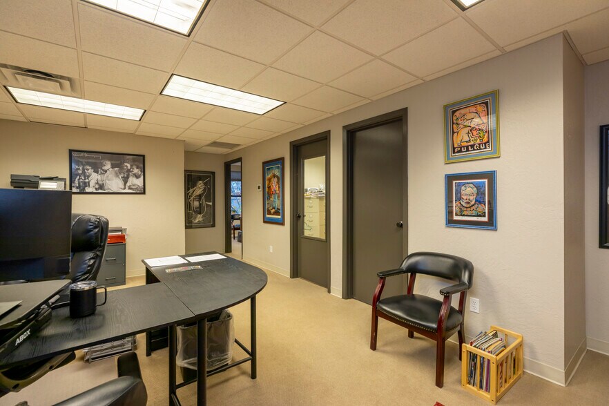 More Photos Of 422 Main St, Klamath Falls Office For Sale