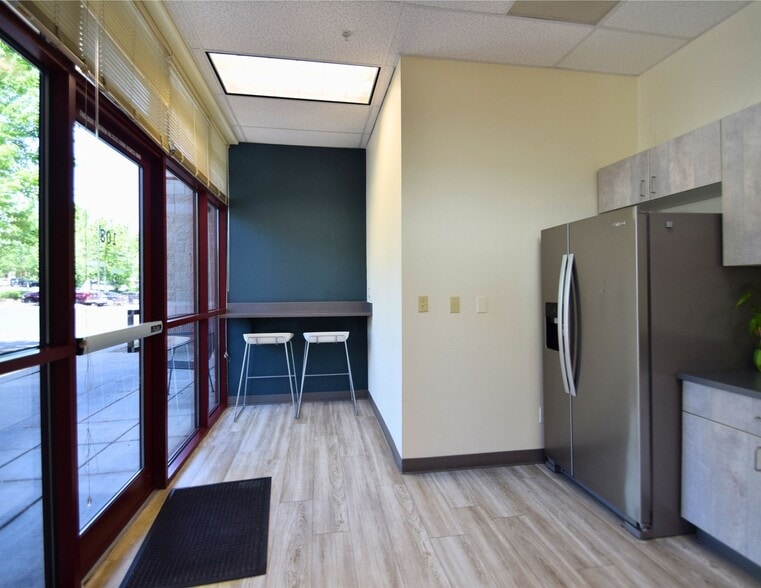 More Photos Of 920 SW Emkay Dr, Bend Medical For Lease