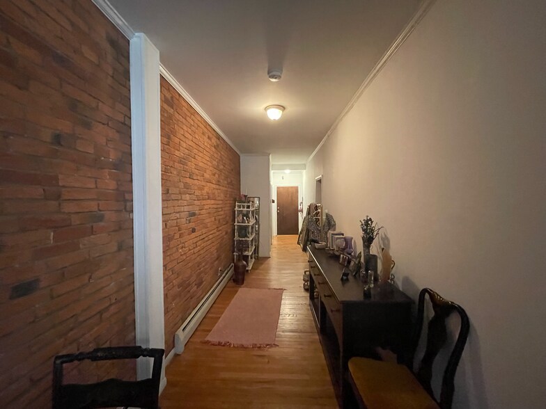 More Photos Of 1600 Bolton St, Baltimore Apartments For Sale