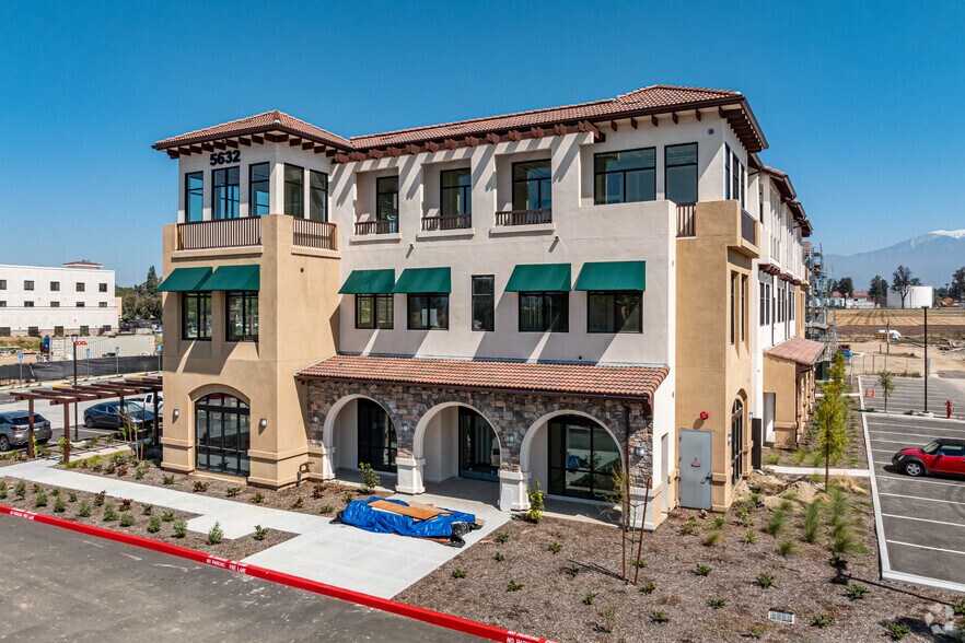 More Photos Of 5624 Philadelphia St, Chino Unknown For Lease