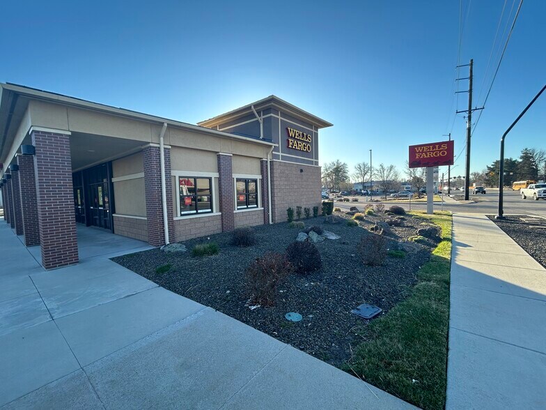 More Photos Of 4712-4774 W State St, Boise Unknown For Lease