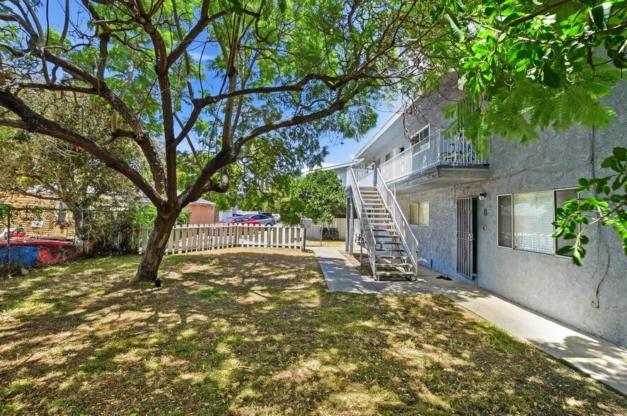 More Photos Of 370-372 G St, Chula Vista Apartments For Sale