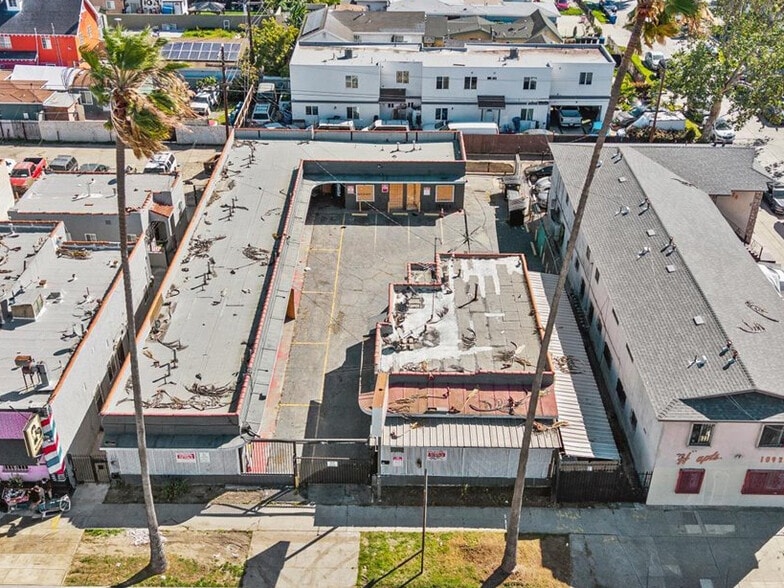 More Photos Of 10914 S Figueroa St, Los Angeles Hotel For Sale
