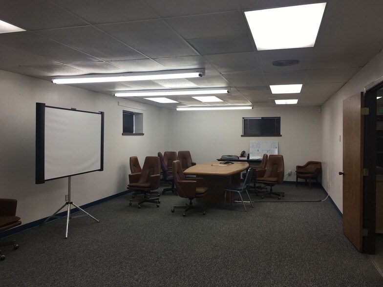 More Photos Of 1313 Denver Ave, Fort Lupton Flex For Lease