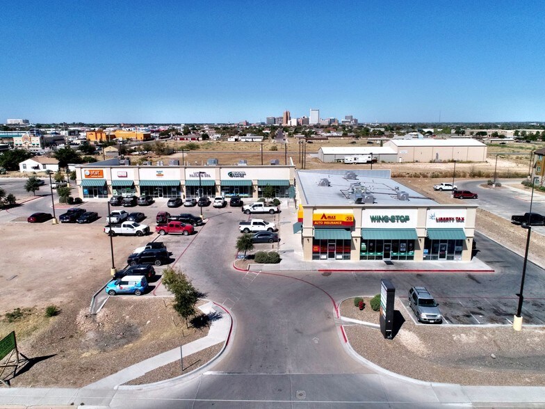 More Photos Of 210 W Longview Ave, Midland Storefront For Lease