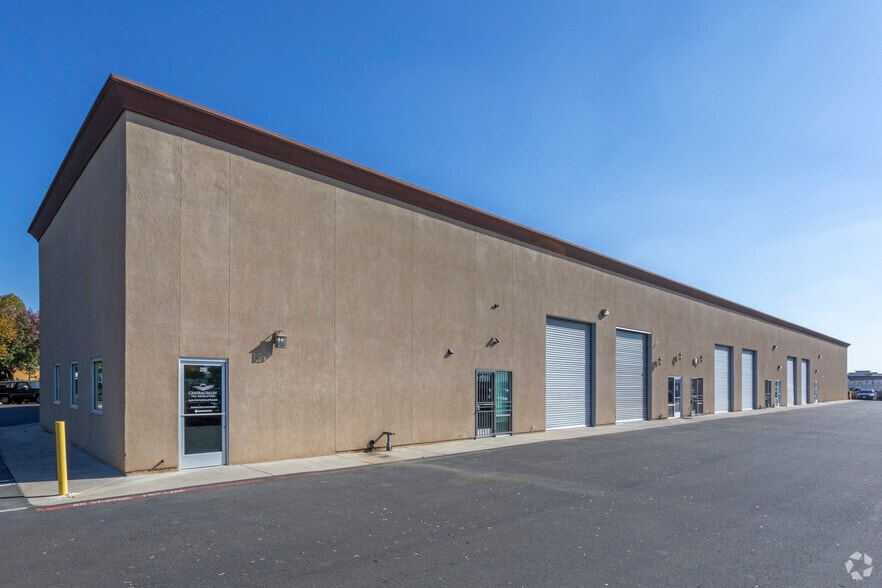 More Photos Of 5225 Pentecost Dr, Modesto Manufacturing For Sale