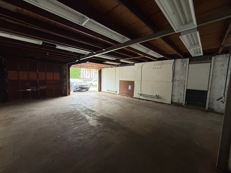 More Photos Of 596 Barrett Ave, Haverford Township Industrial For Lease
