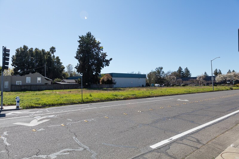 More Photos Of 1343 Cleveland, Santa Rosa Land For Sale