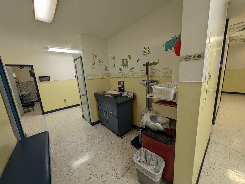 More Photos Of 321 Main St, Newport News Medical For Lease