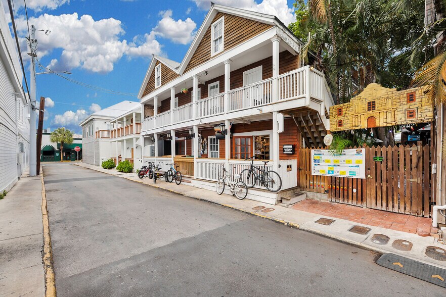 More Photos Of 4 Charles St, Key West Specialty For Lease
