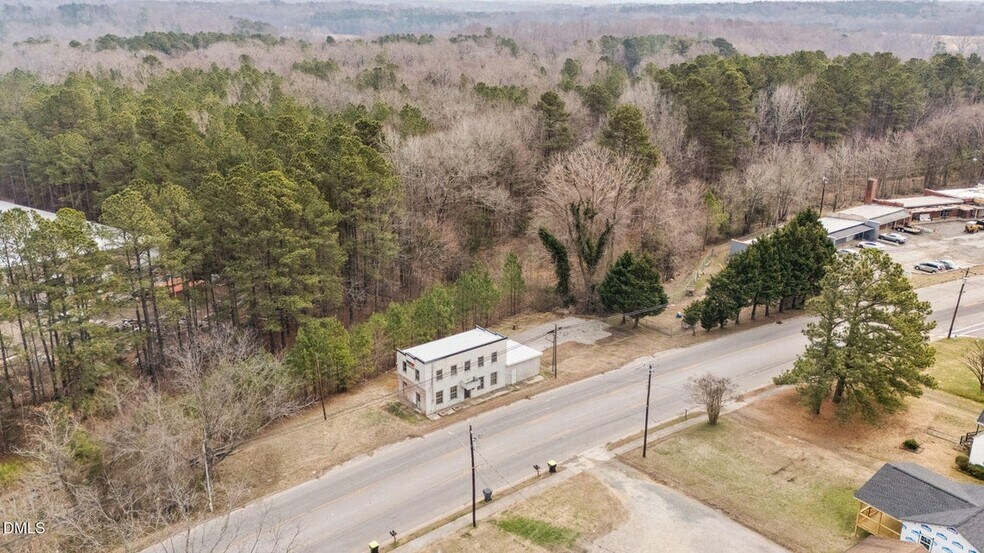 More Photos Of 1300 College St, Oxford Flex For Sale