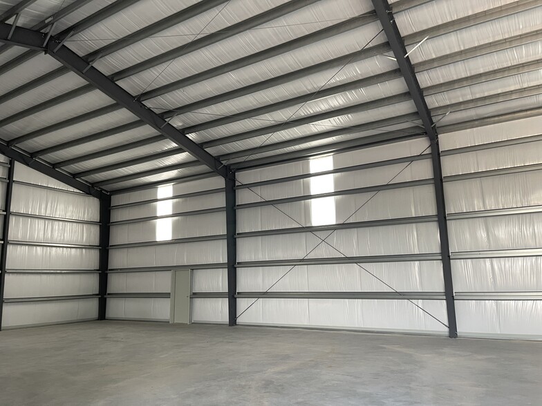 More Photos Of 1212 Cottonwood Church Rd, Rosenberg Warehouse For Lease