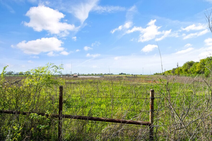 More Photos Of 5560 County Road 1202 rd, Cleburne Land For Sale