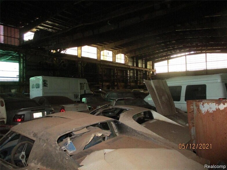 More Photos Of 7170 E McNichols Rd, Detroit Manufacturing For Sale