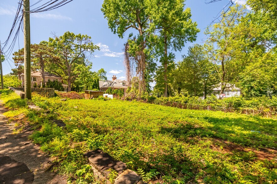 More Photos Of 6015 Independence Ave, Bronx Land For Sale