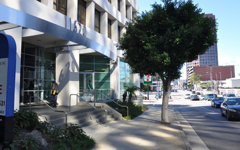 More Photos Of 11620 Wilshire Blvd, Los Angeles Medical For Lease
