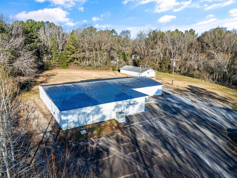 Primary Photo Of 139 Twilight Rd, Lancaster Religious Facility For Sale