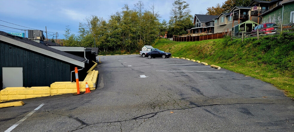 More Photos Of 18247 Highway 9, Mount Vernon Restaurant For Sale