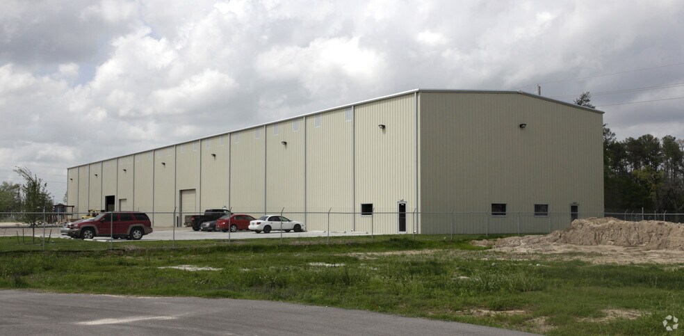 More Photos Of 14446 Smith Rd, Humble Warehouse For Lease