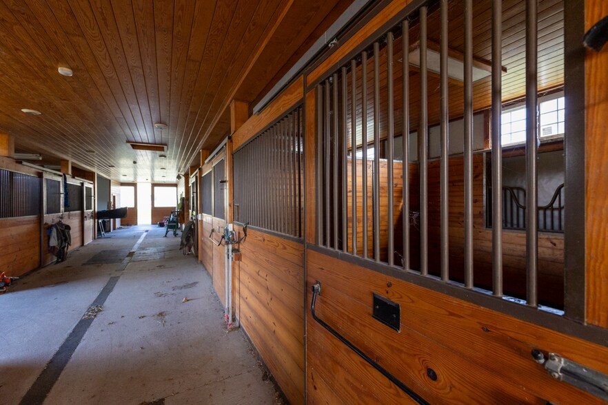 More Photos Of 4 Whitman Rd, Stephentown Sports And Entertainment For Sale