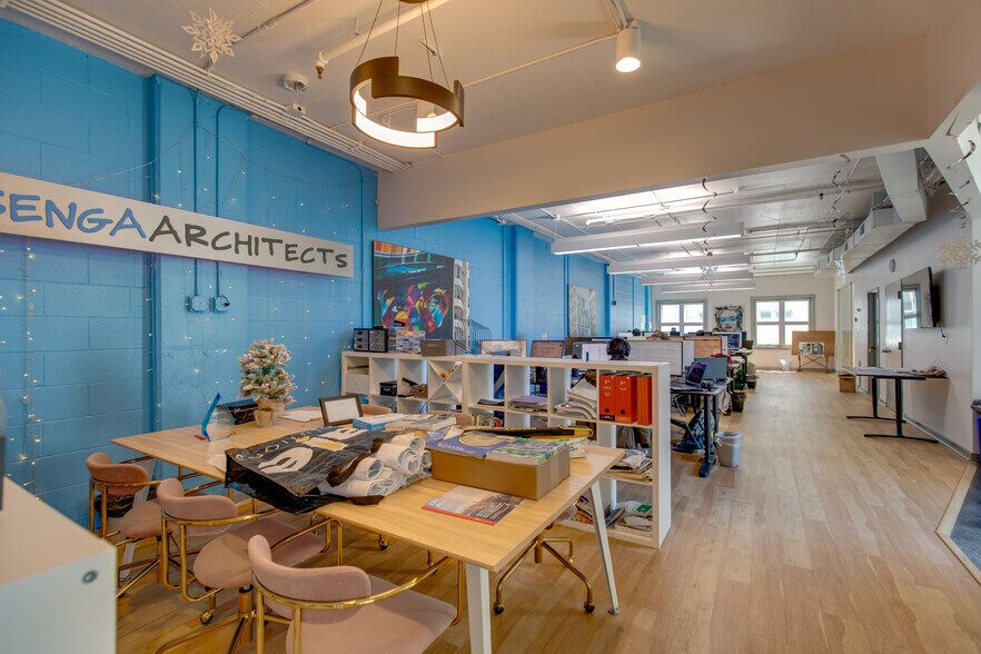 More Photos Of 116 W Hubbard St, Chicago Office For Lease