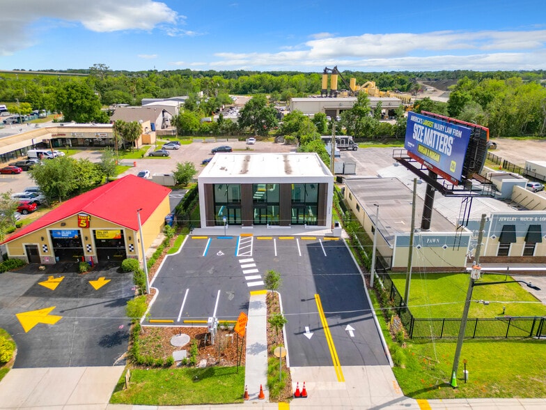 More Photos Of 12324 W Colonial Dr, Winter Garden Storefront Retail Office For Lease