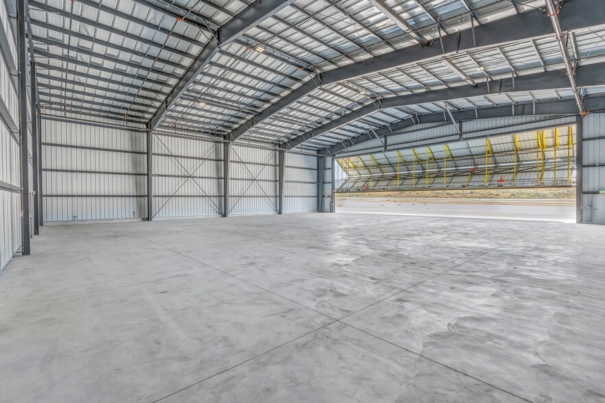 More Photos Of 1600 Airport Rd, Monterey Airplane Hangar For Sale