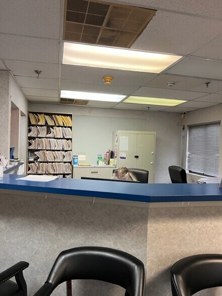 More Photos Of 822 N Wood Ave, Linden Office For Sale