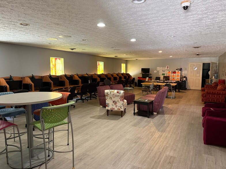 More Photos Of 5496 Highway 92, Acworth Religious Facility For Sale